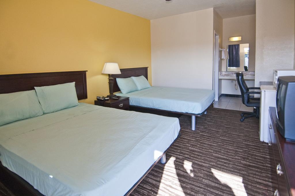 Groves Jonathan'S Inn المظهر الخارجي الصورة